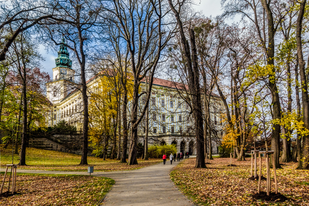 Arcibiskupský-zámek