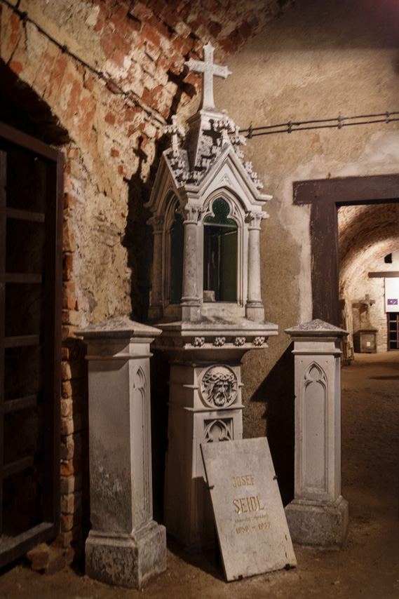 Zámecké-sklepení-a-lapidarium-2