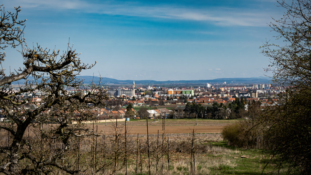 Pohled-z-jihu-na-Prostějov