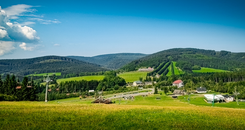 Pohled-dolů-k-Ramzové-1